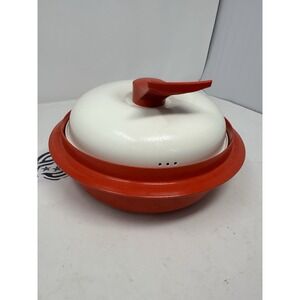 STURDY ORANGE 9" MICROWAVE OVEN COOKER W/MUFFIN & STEAMED ACCESSORY AND LID‎